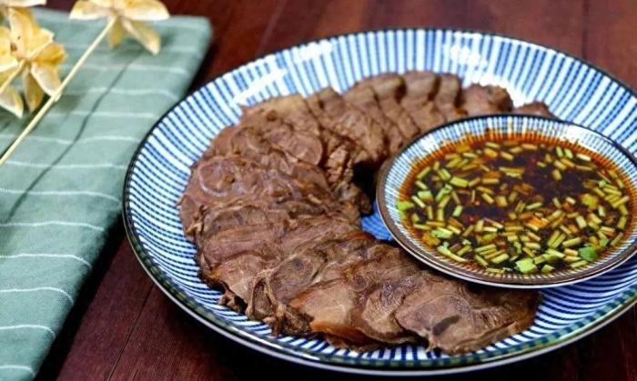 滷牛腱做法